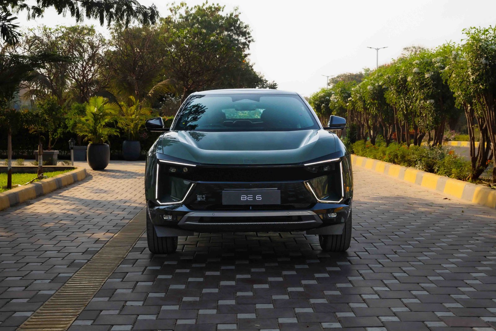 xuv3xo